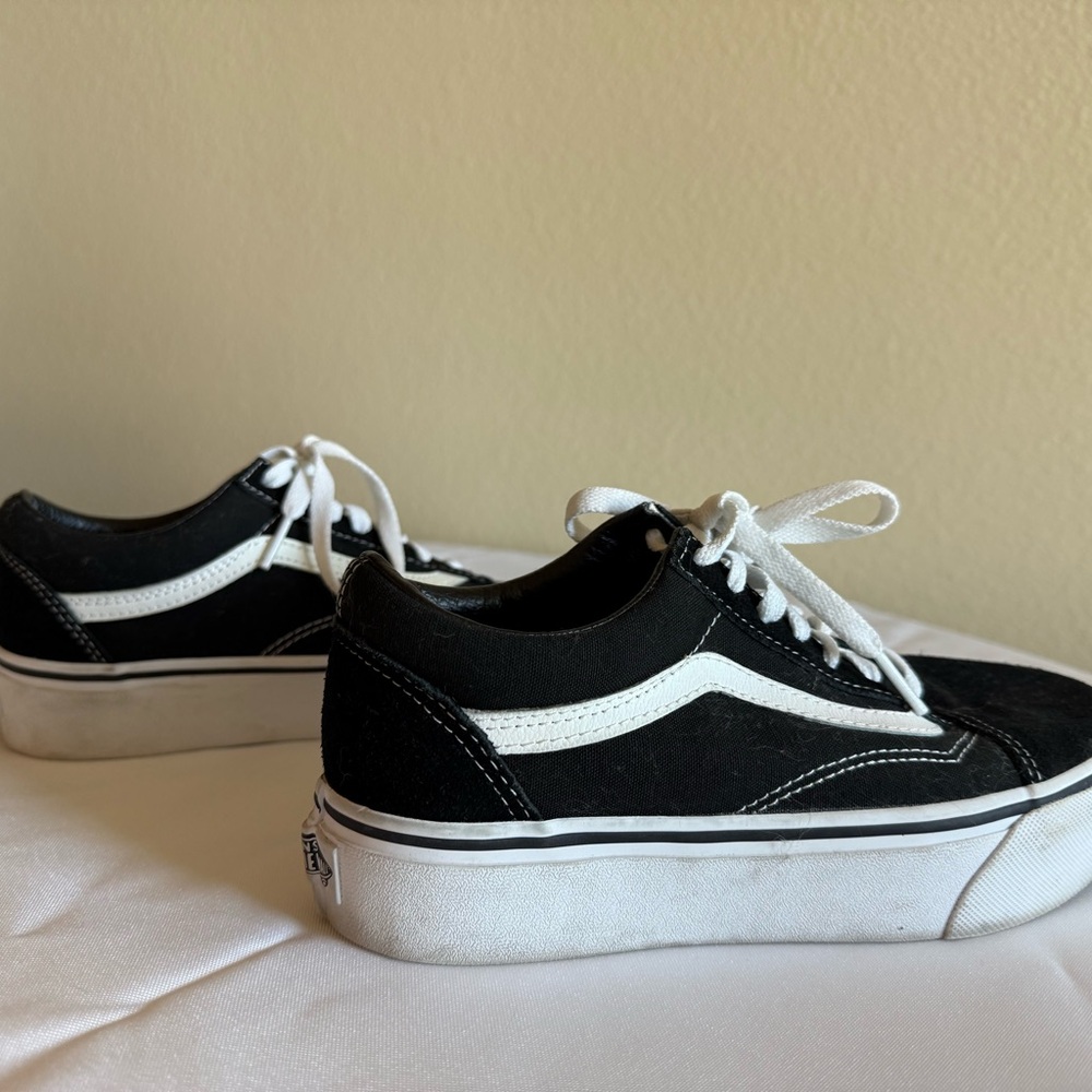 Platform Vans Old Skool Stackform (women’s) - image 1